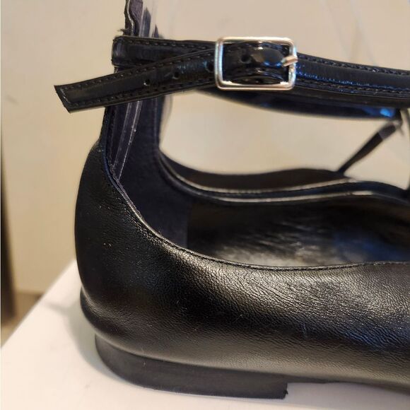 L.K. Bennett "Nessie" Criss Cross Black Leather Ballet Flats Sz.7.5/37.5 Ret$285 - Picture 5 of 8